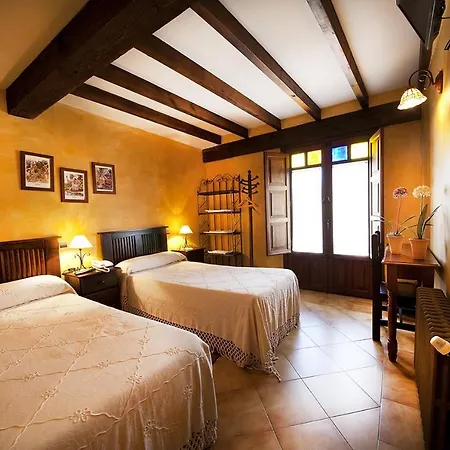 El Pozu La Tejera אורחן Pontejos