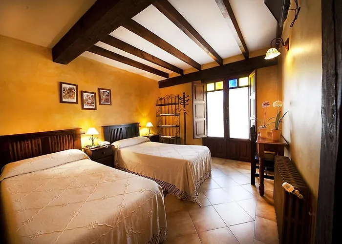 El Pozu La Tejera Inn Pontejos